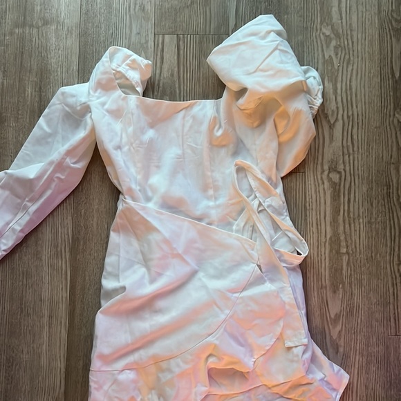 princess polly the villa mini dress white!! - Picture 2 of 3